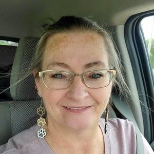 Meet your Posher, Michele